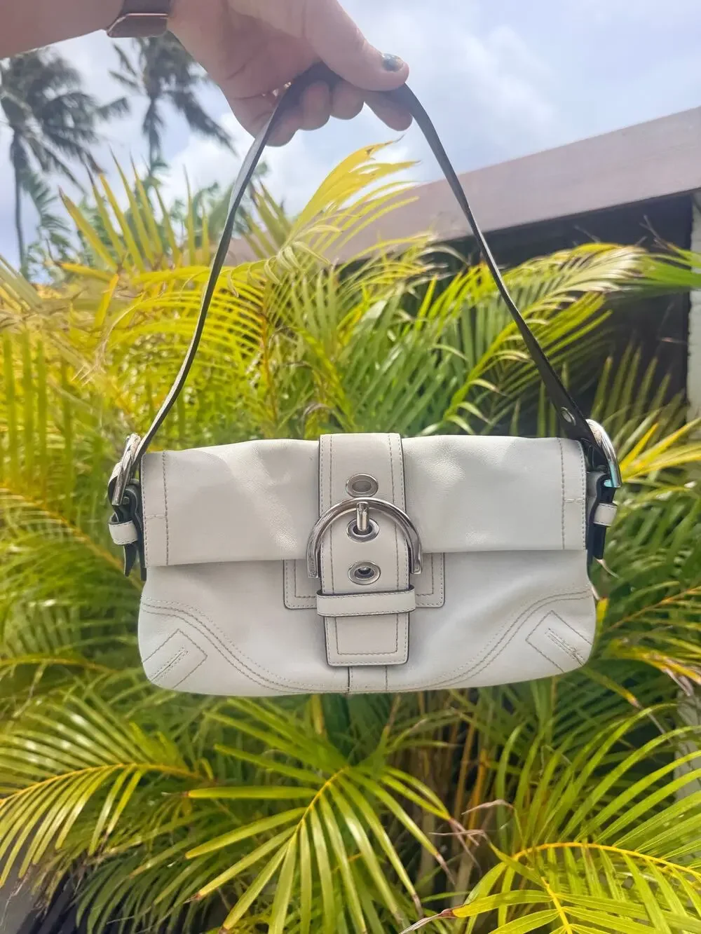 Coach Soho Flap Bag Black Leather Silver Buckle Shoulder Strap Vintage Y2K